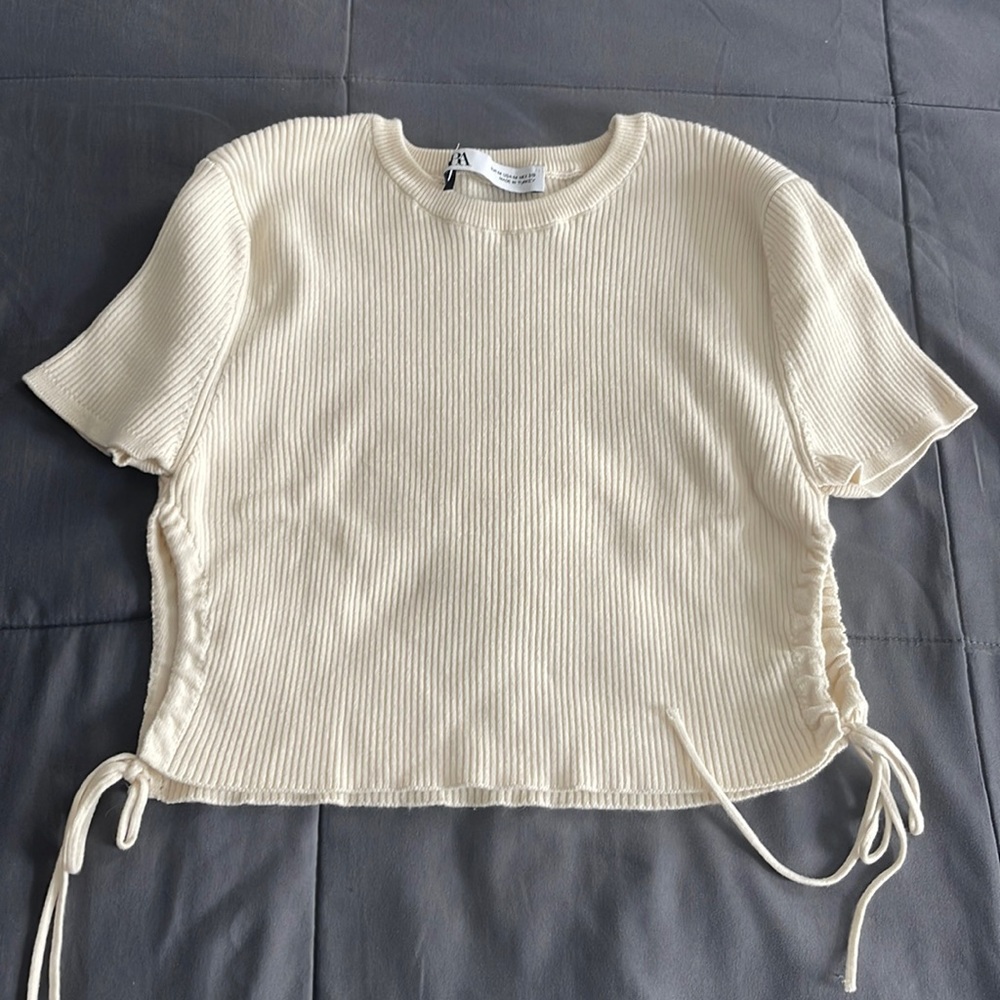 ZARA KNIT TOP